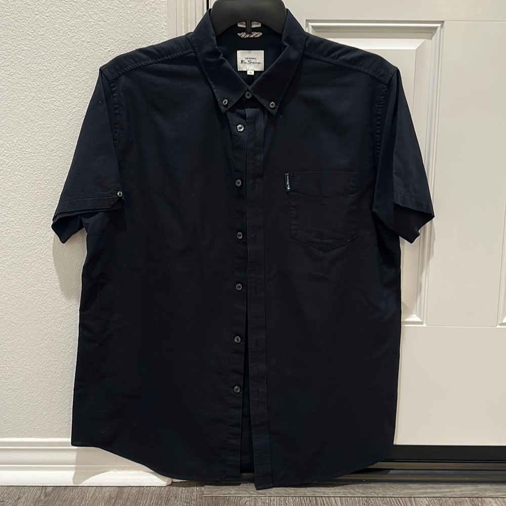 Ben Sherman black short sleeve shirt - Size XL - Like new